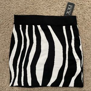 Beautiful knit mini skirt